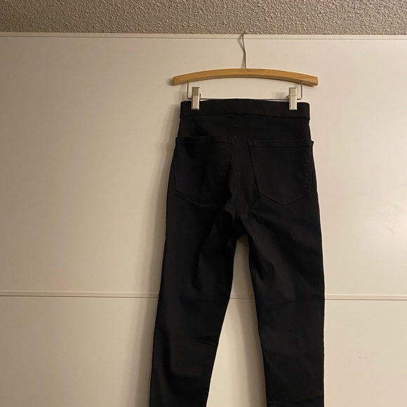 LAST DAY TI BUY!! TOPSHOP JONI JEANS. Last day to buy - Picture 2 of 4